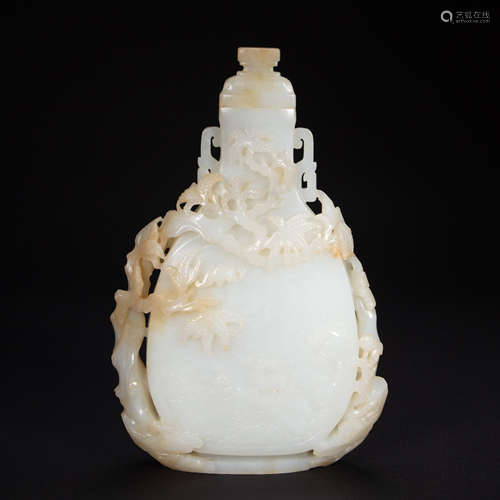 CHINESE HETIAN JADE VASE, QING DYNASTY