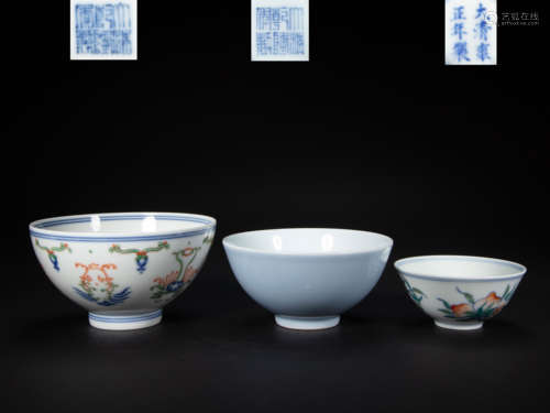 A GROUP OF CHINESE COLORFUL PORCELAIN TEA BOWLS FROM QING DY...