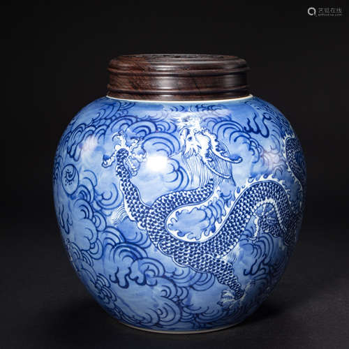 CHINESE BLUE AND WHITE PORCELAIN DRAGON PATTERN POT, QING DY...