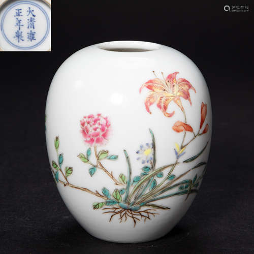 CHINESE FAMILLE ROSE PORCELAIN FLOWER WATER VASE, QING DYNAS...