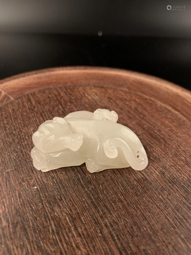 Chinese White Jade Dog