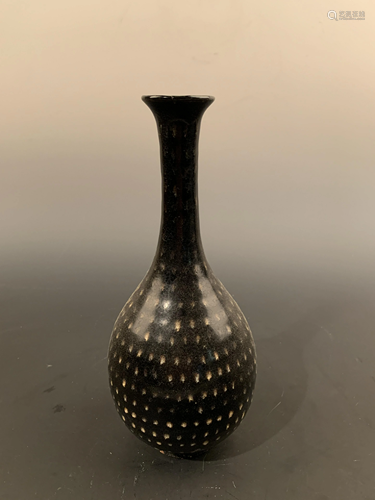 Chinese Jizhou Yao Porcelain Vase