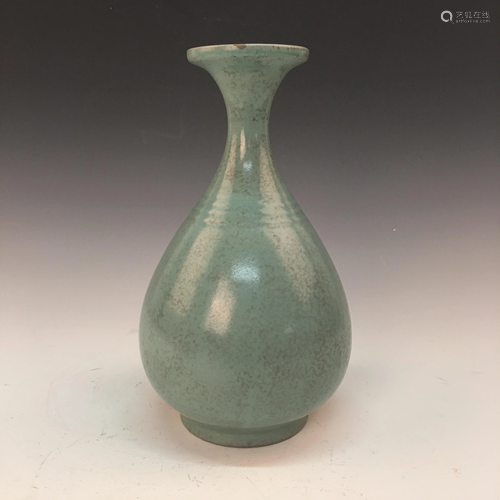 Chinese Green Glazed Bottle Vase