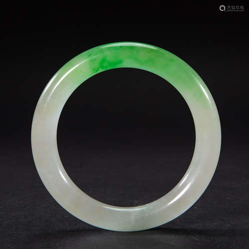 CHINESE IMPERIAL COURT JADE BRACELET FROM QING DYNASTY