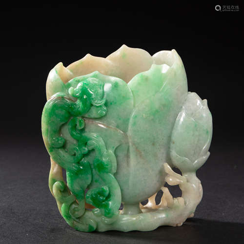 CHINESE IMPERIAL COURT JADE PEN HOLDER FROM QING DYNASTY