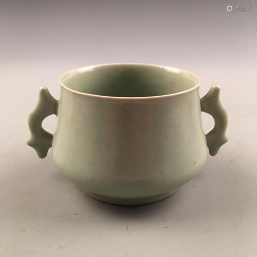 Chinese Ru Type Cup with Handles