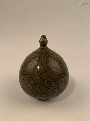 Chinese Yaozhou Kiln Vase