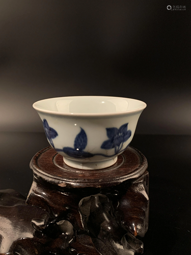 Chinese Blue and White Porcelain Tea Cup