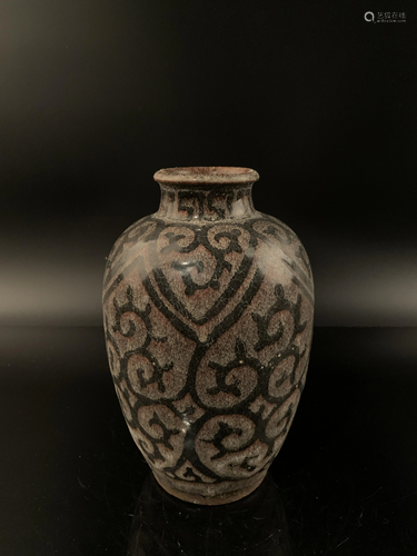 Chinese Jizhou Yao Porcelain Jar