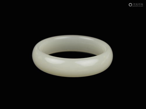 A Hotan White Jade Bangle