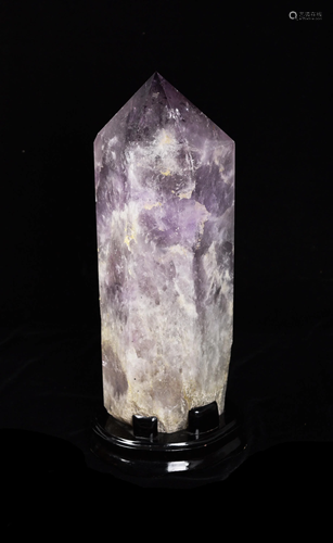 An Amethyst Pole