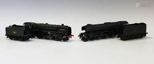 A Hornby gauge OO DCC ready R.2847 Stand Class locomotive 72...