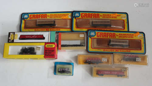 A collection of gauge N railway items, including a Hornby Mi...