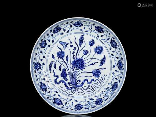 Ming Xuande blue and white lotus pattern plate