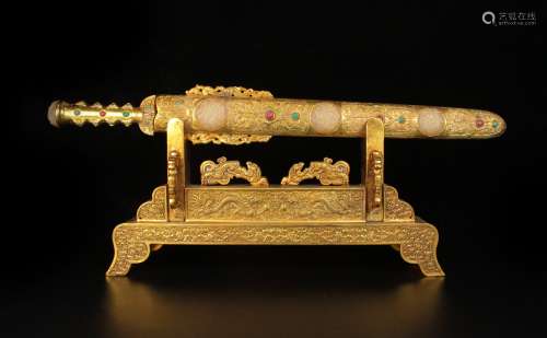 Tang gilded gem inlaid sword