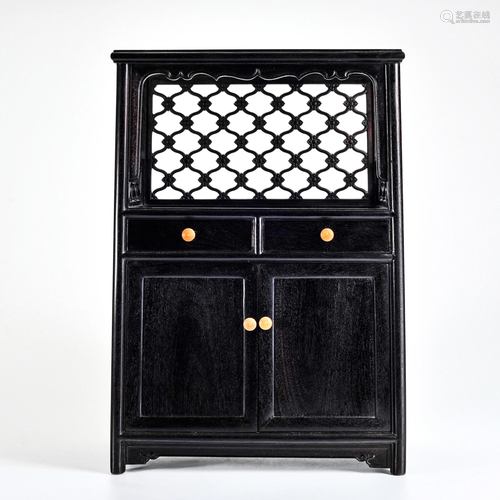 A Rosewood Carbinet Qing Dynasty