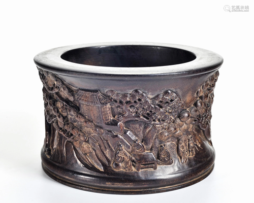 A Carved Rosewood Brushpot Qing Dynasty