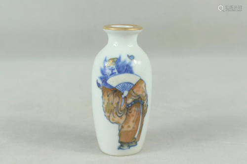 A Chinese Dou-Cai Porcelain Snuff Bottle