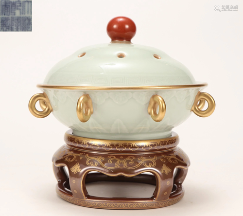 A Celadon Glazed and Gilt Incense Burner Qing Dynasty