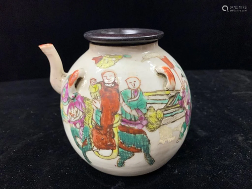 Old Fencai Porcelain Tea Pot