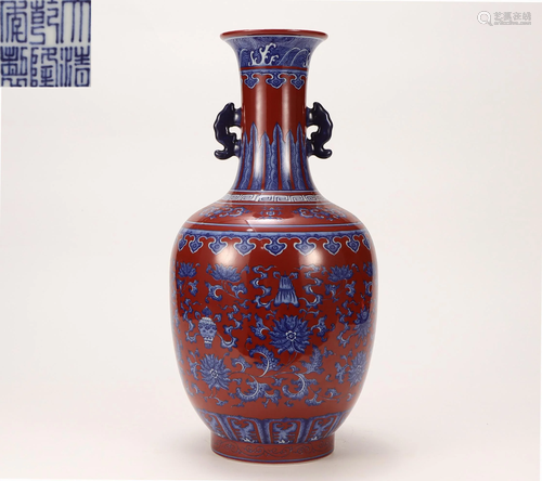 An Underglaze Blue and Red Enameled Vase Qing Dynasty