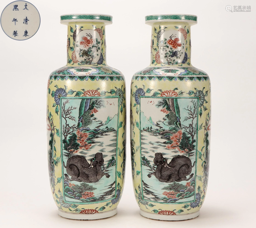 Pair Famille Verte Mallet Vases Qing Dynasty