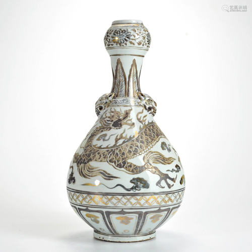 A Porcelain Garlic Head Vase Yuan Dynasty