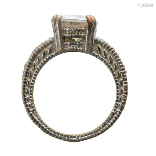 COSTUME JEWERLY RING