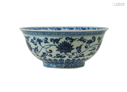 CHINESE BLUE AND WHITE â€˜FLORALâ€™ BOWL