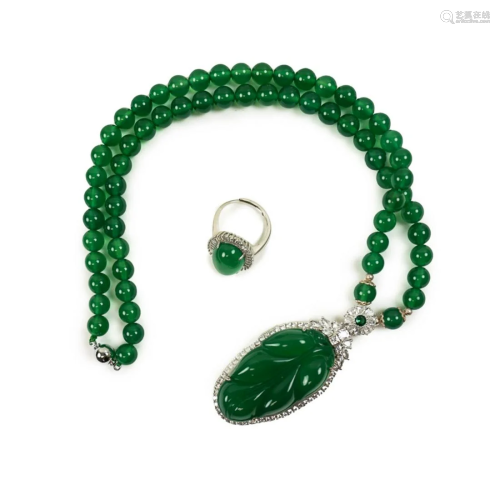 JADEITE NECKLACE AND RING