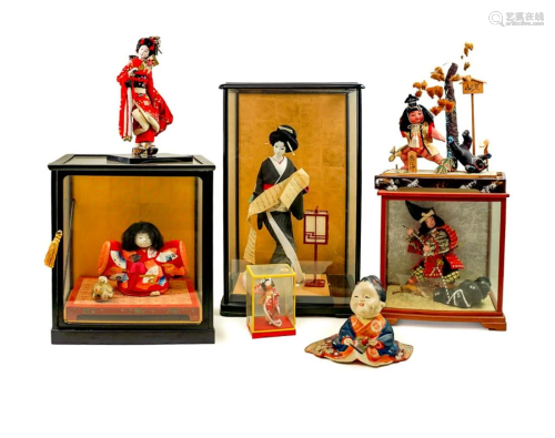 GROUP OF JAPANESE DOLLS WITH CASES