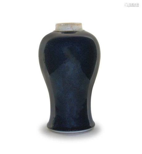 CHINESE BLUE VASE MEIPING