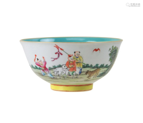 A CHINESE FAMILLE ROSE BOWL