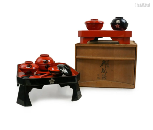 JAPANESE LACQUER TEA TRAY SET WITH WOOD BOX
