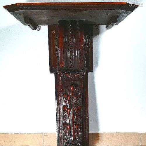 Pied de console en bois sculpté H. 71 cm L. 20 cm