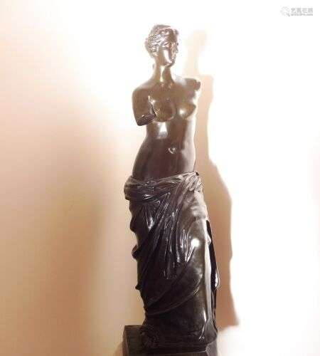 Venus de Milo Bronze du musée du Louvre H. 95 cm