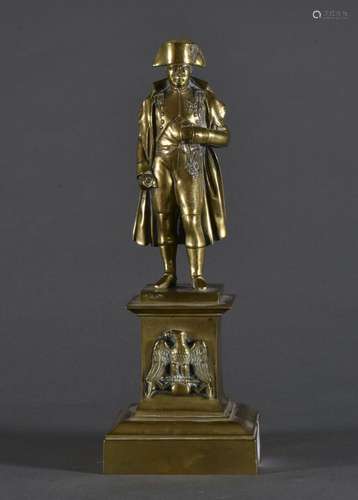 Napoléon 1er Statuette en bronze représentant l'Empereur en ...