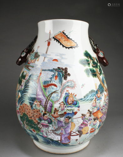 An Old Fencai Porcelain Vase