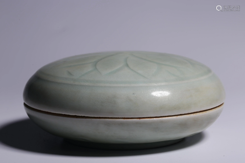 Ming Dynasty - 'Longquan' Celadon-Glazed Seal Ink Box