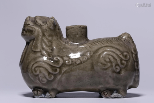 Before Ming Dynasty - Yue Ware Celadon Lion Zun