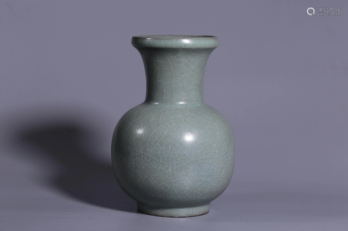 Song Dynasty - Ru Ware Vase