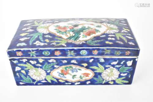 A Chinese late Qing Dynasty porcelain brush box, 19th centur...