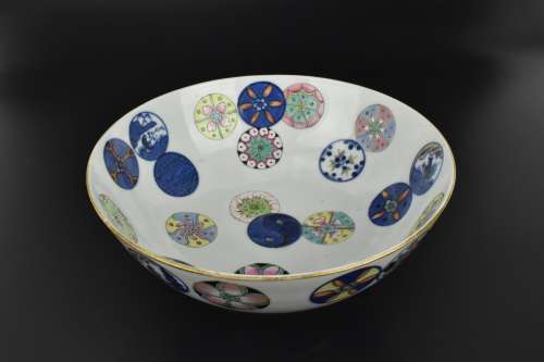 A 19th century Chinese porcelain bowl, of circular form with...