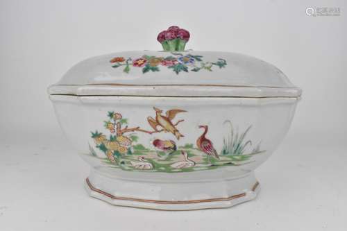 An 18th century Chinese export famille rose tureen and cover...