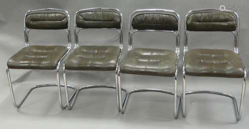 4 chaises