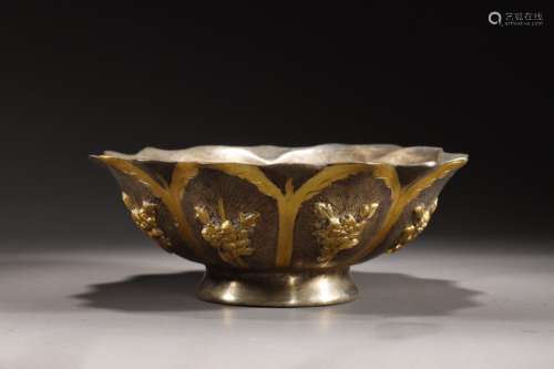 Copper gilt lotus plate