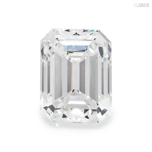 AN EXCEPTIONAL 5.12 CARAT EMERALD CUT DIAMOND