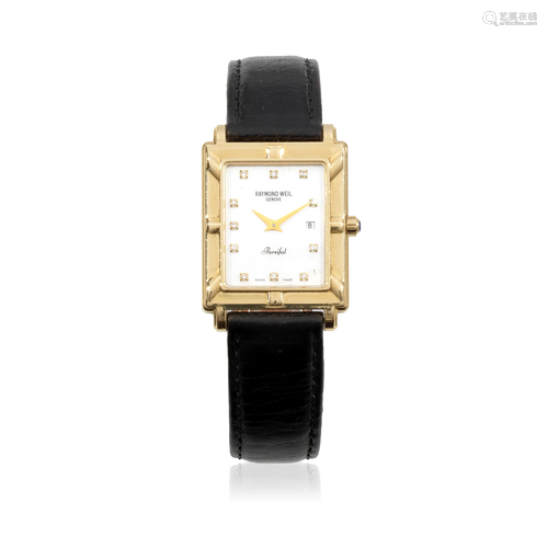 Raymond Weil. An 18K gold quartz rectangular calendar