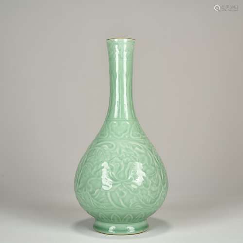 Pea-green Glazed Gall-bladder Vase