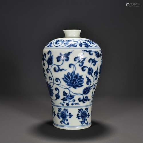 Blue-and-white Prunus Vase